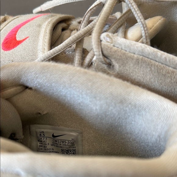 Nike Kyrie N7 Size 7.5 - Picture 10 of 10